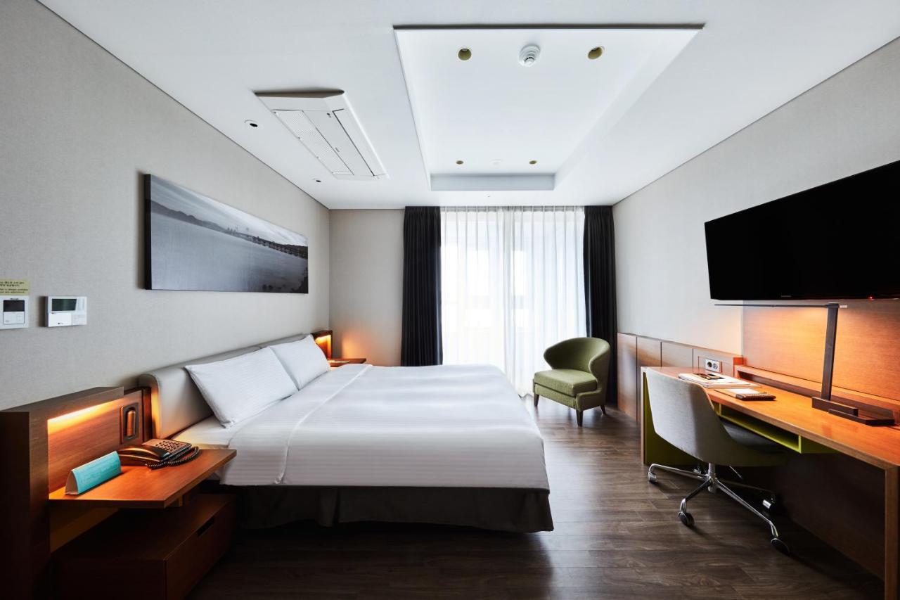 Apartemen Felix By Stx & Busan