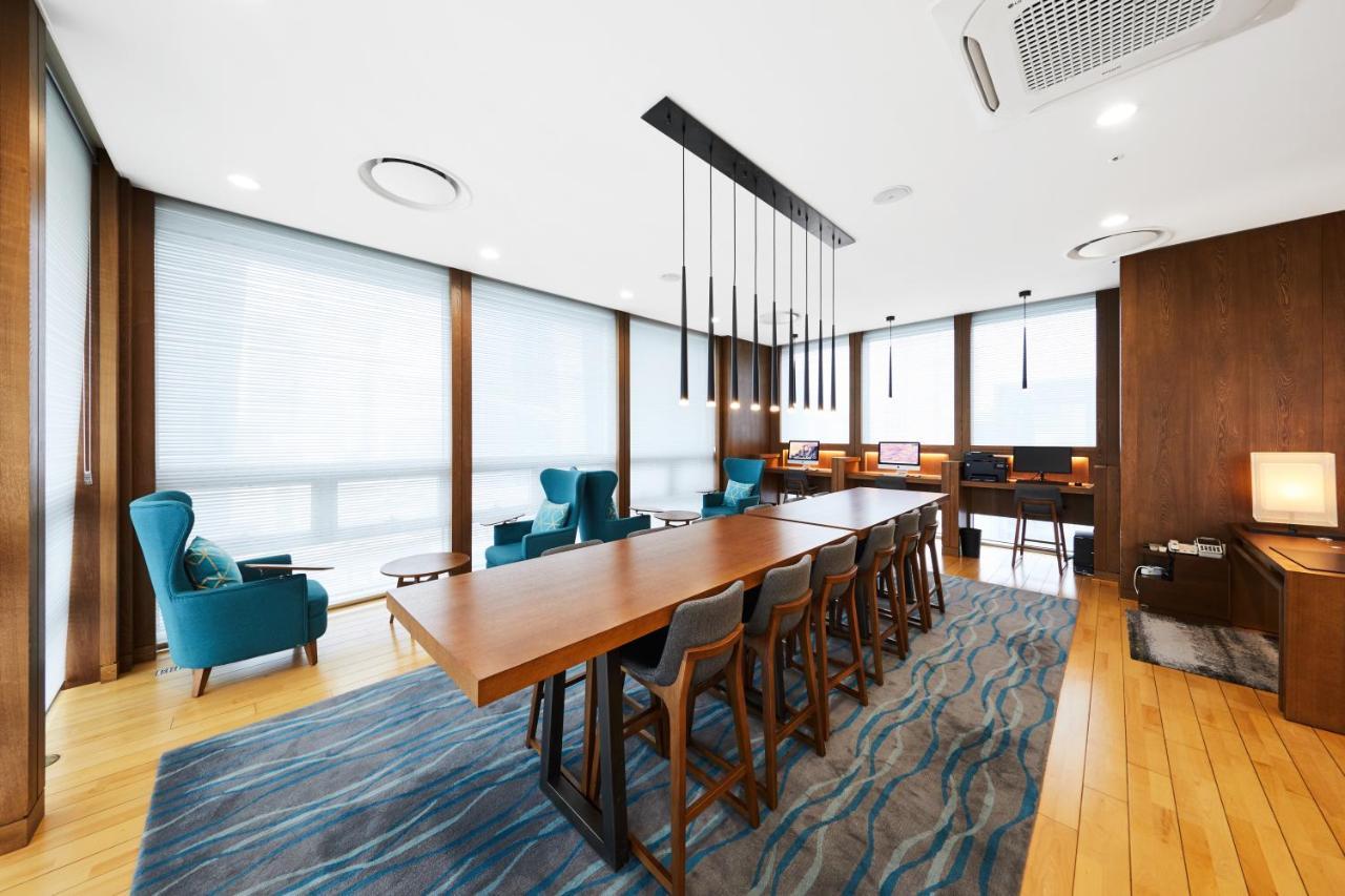 Felix By Stx & Apartemen *